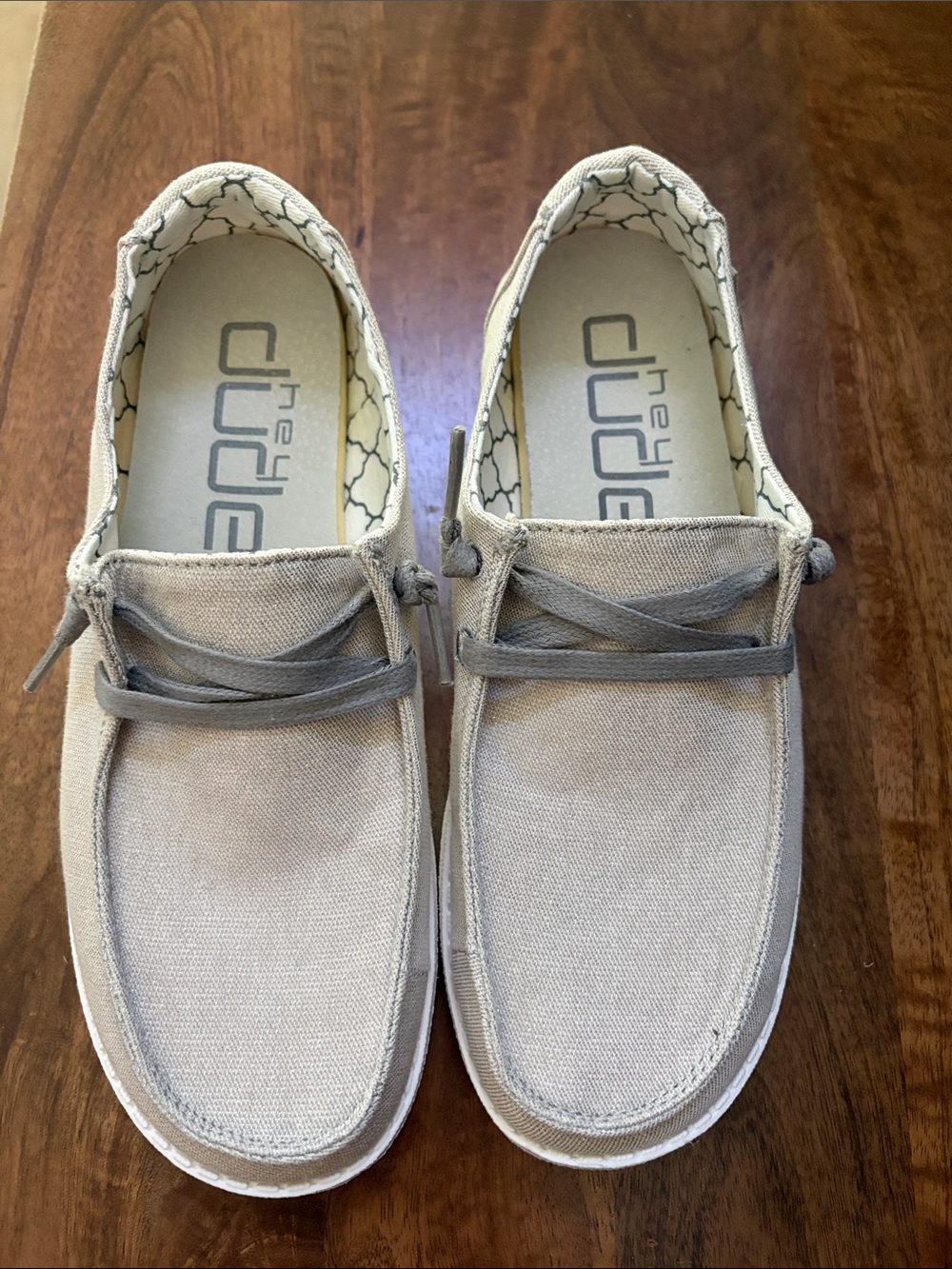 Hey Dude Wendy Lightweight Canvas Shoes in Sparkling Pearl Grey